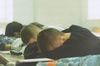 Три богатыря уснули на лекции по истории отечества в 6-ом корпусе ОГУ, 2002 год